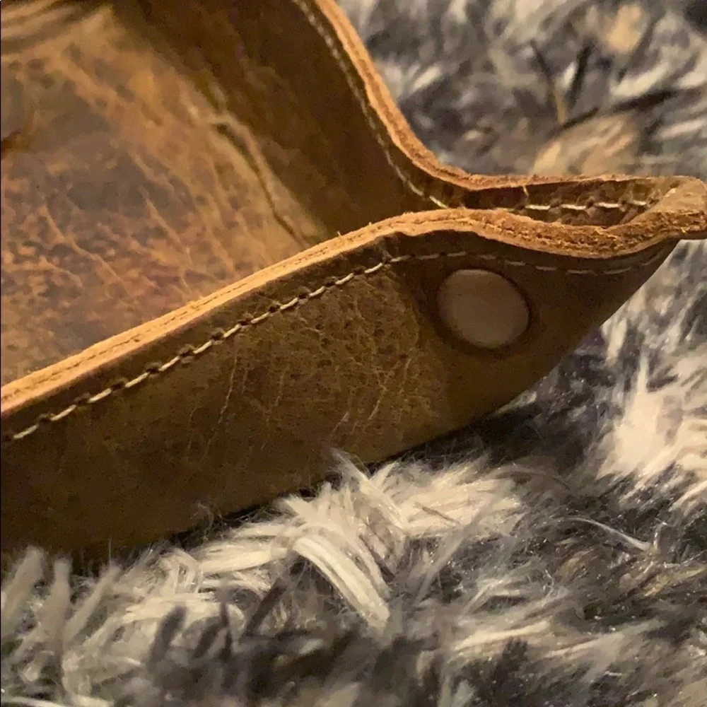 Myra rectangular leather tray, each unique